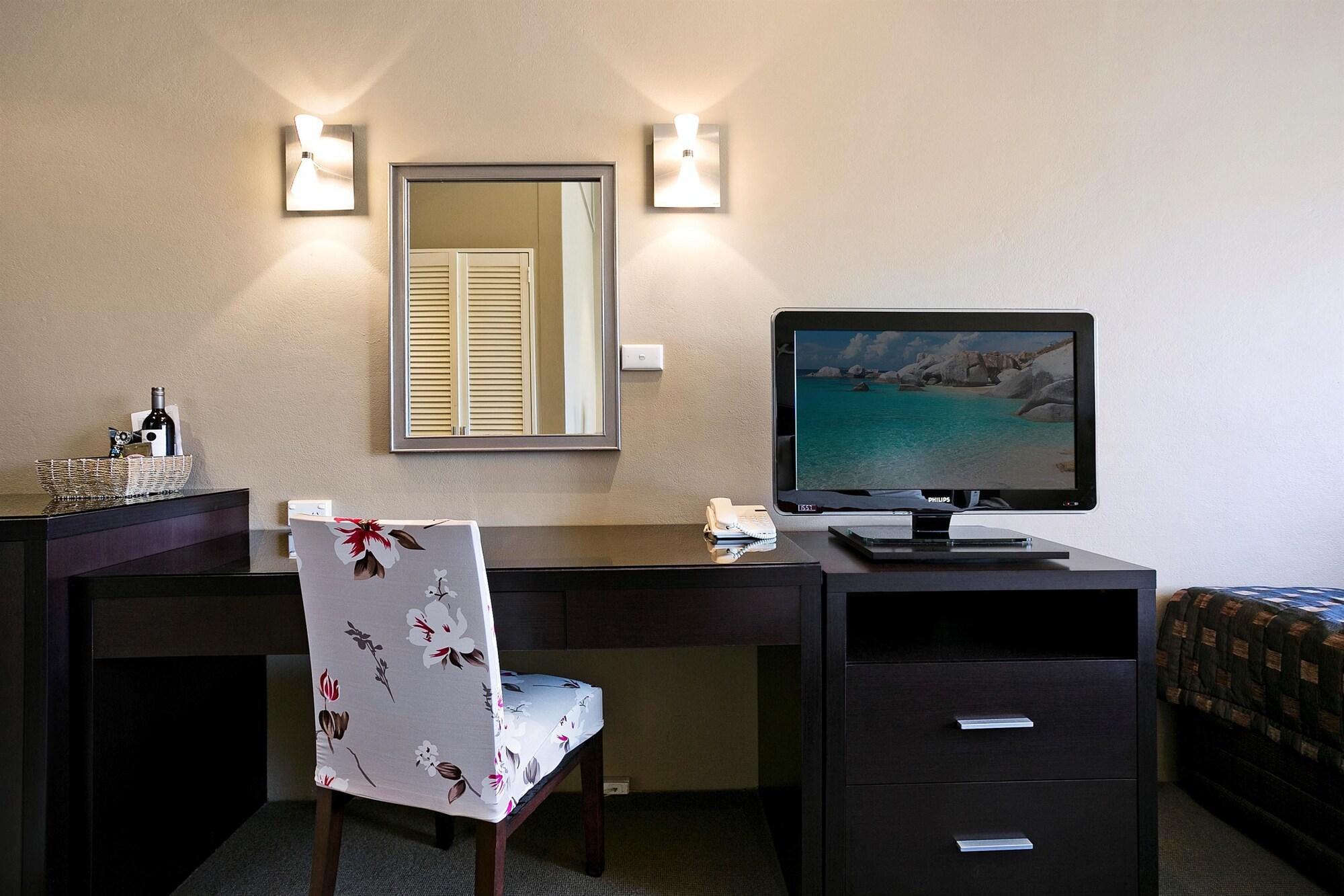 Best Western Sanctuary Inn Tamworth Ngoại thất bức ảnh